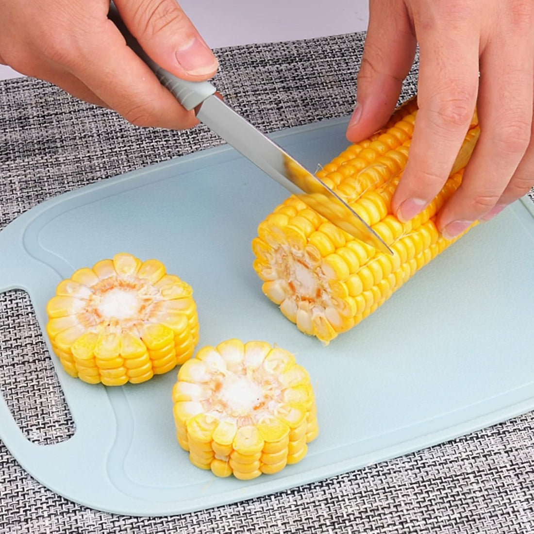 5709